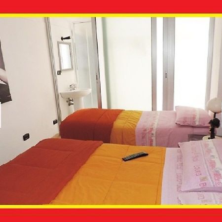 Bed & Breakfast Maricentro Taranto Esterno foto