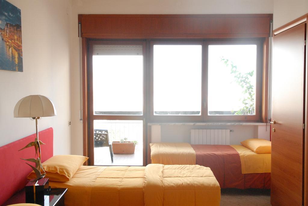 Bed & Breakfast Maricentro Taranto Esterno foto