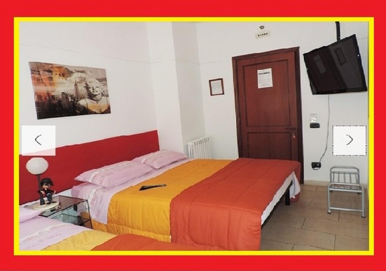 Bed & Breakfast Maricentro Taranto Esterno foto